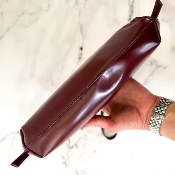 & Other Stories Sleek Leather Shoulder Bag in Burgundy Oxblood - Picture 14 of 14